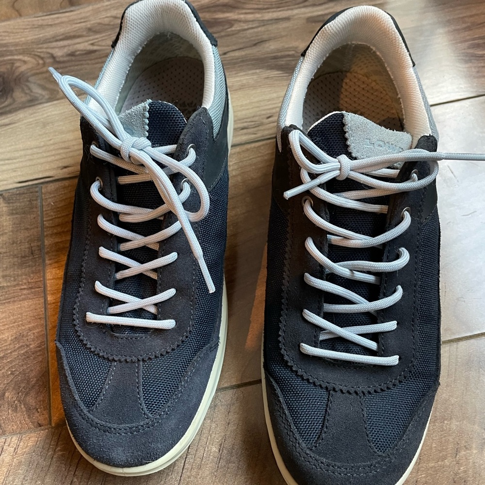 Women’s Blue LOWA Sneakers sz 7